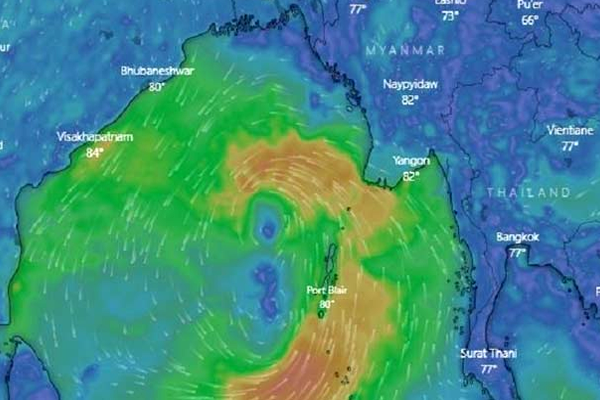 বাংলাদেশ উপকূল অতিক্রম করবে মঙ্গলবার- ঘূর্ণিঝড় সিত্রাং