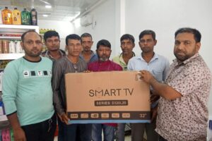 দারুনমল্লিক যুবসংঘে Smart TV ও চেয়ার প্রদান।